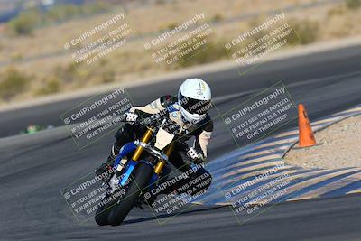 media/May-15-2022-SoCal Trackdays (Sun) [[33a09aef31]]/Turn 11 (820am)/